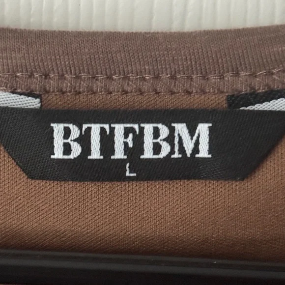 Short Sleeve T-Shirt Dress in Taupe Brown - Picture 4 of 4